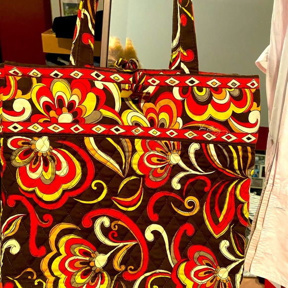 Vera Bradley, Bitter sweet - Picture 1 of 2